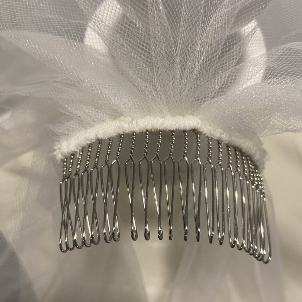 Wedding Veil - Picture 4 of 4